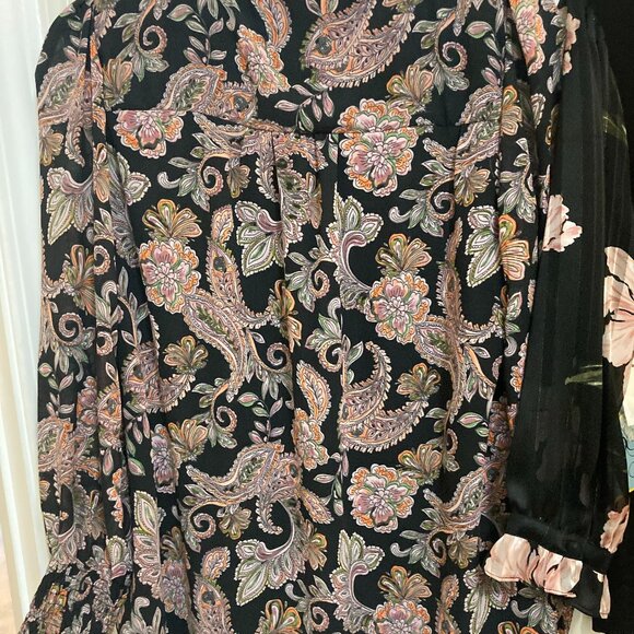 Women's CeCe tops Sz M - Picture 3 of 6